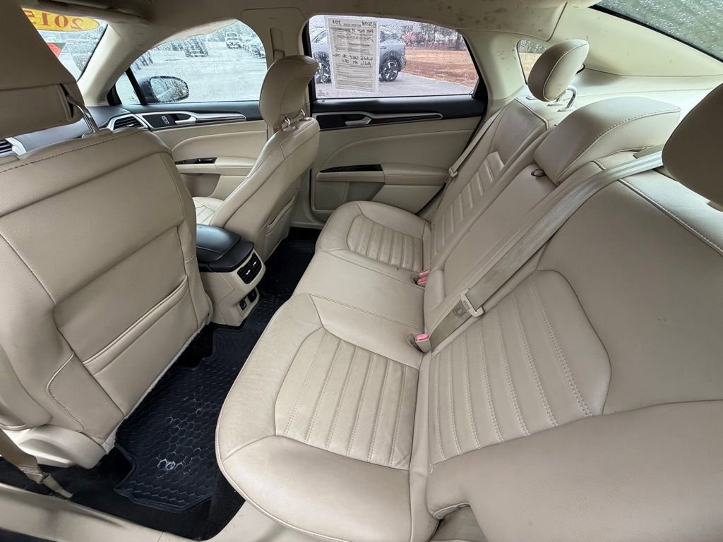 Used 2013 Ford Fusion SE image 22