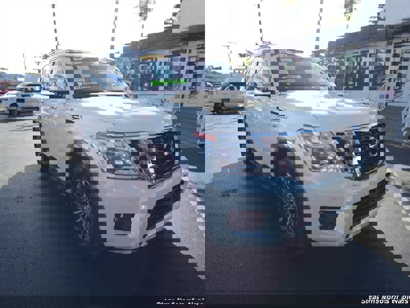 Used 2018 Nissan Armada SL w/ Premium Package image 1