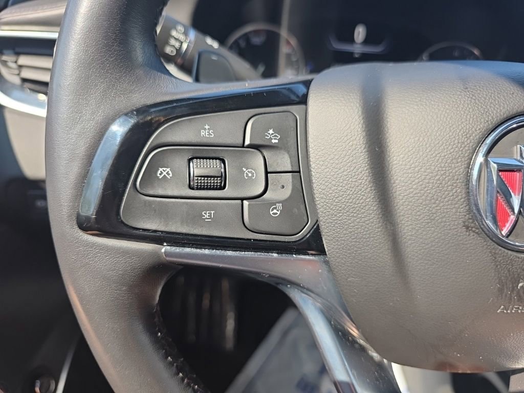 Used 2024 Buick Enclave Avenir w/ Avenir Technology Package image 28