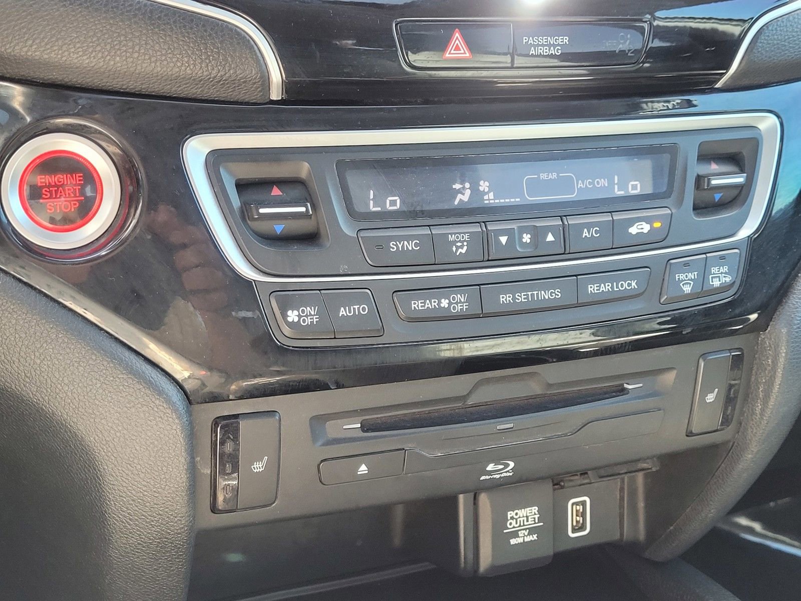 Used 2021 Honda Pilot Touring image 25