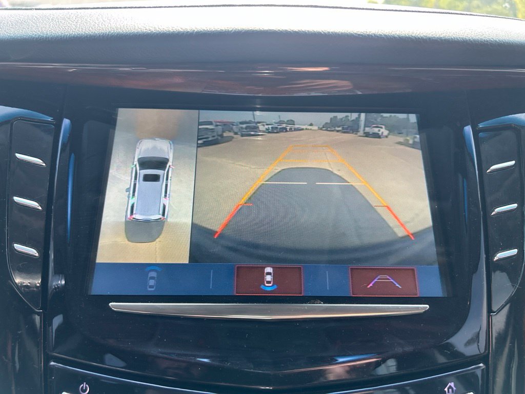 Used 2018 Cadillac Escalade Luxury AWD/4WD image 15