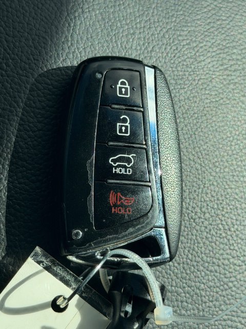 Used 2018 Hyundai Santa Fe Limited FWD image 31