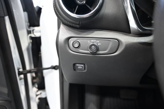 Used 2023 Chevrolet Blazer LT w/ Driver Confidence Package image 24