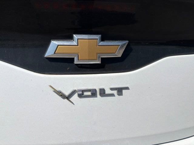 Used 2018 Chevrolet Volt LT FWD image 6