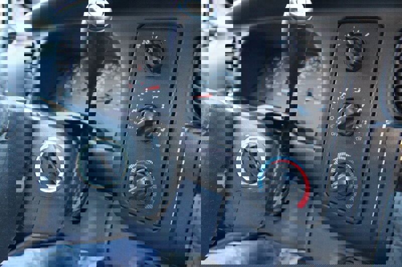 Used 1998 Dodge Dakota Sport image 8