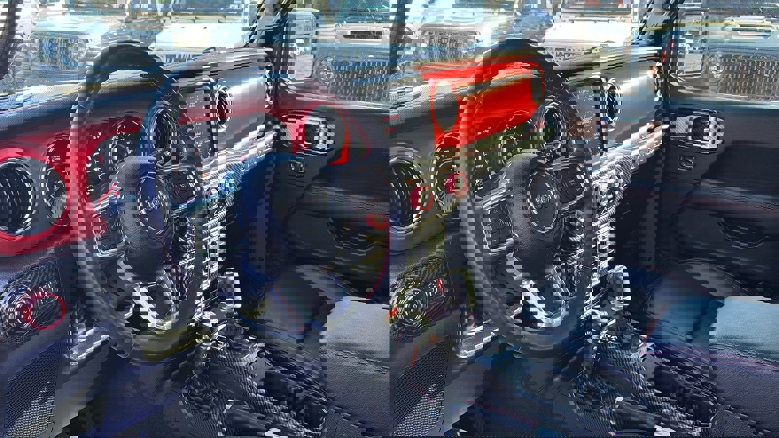 Certified 2022 Jeep Wrangler Unlimited Rubicon w/ Xtreme Recon 35" Tire Package AWD/4WD image 17