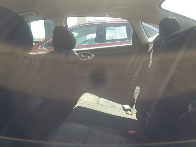 Used 2018 Nissan Sentra SR w/ SR Midnight Edition Package image 8