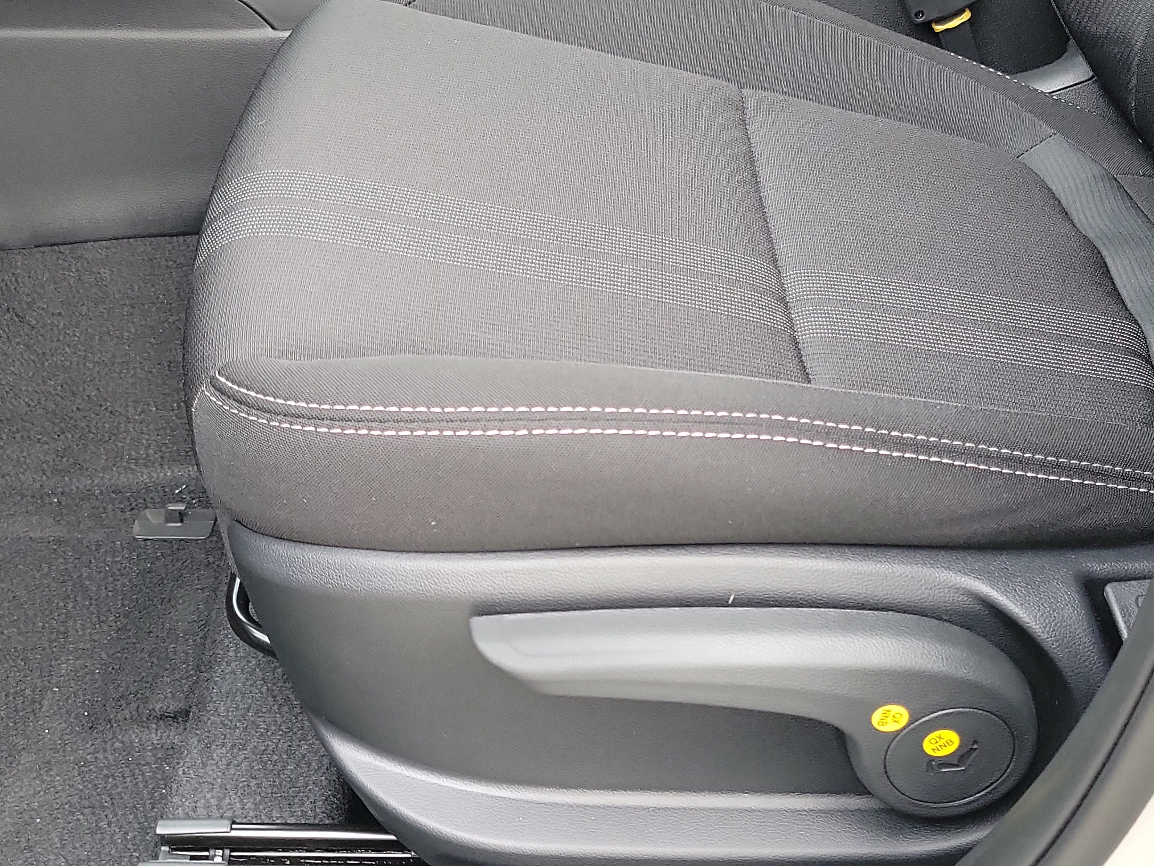 New 2026 Hyundai Venue SEL FWD image 16