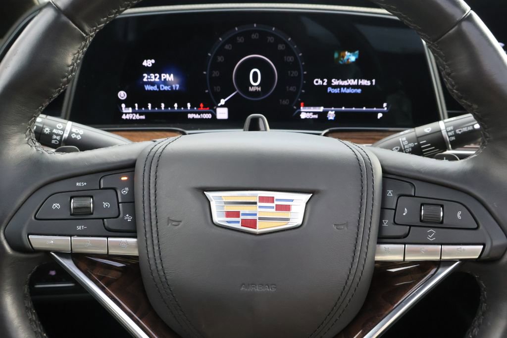 Used 2023 Cadillac Escalade Sport Platinum w/ LPO, ONYX Package image 32