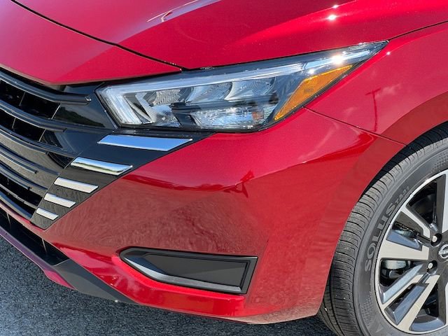 New 2025 Nissan Versa SV w/ Trunk Package FWD image 9