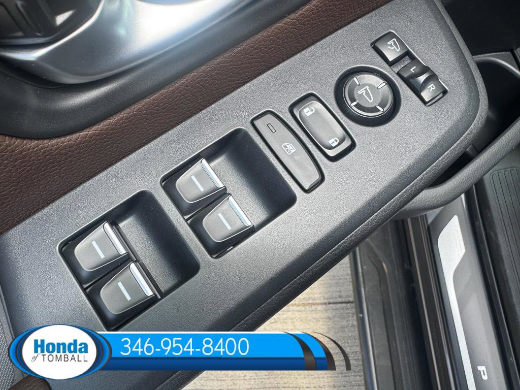 New 2026 Honda Pilot Touring image 9