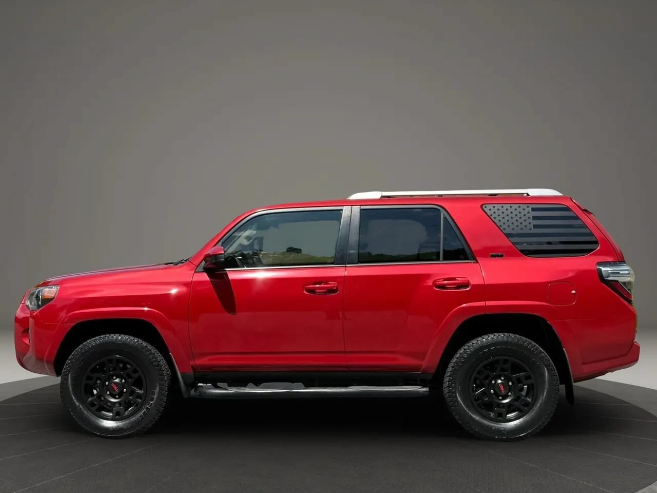 Used 2016 Toyota 4Runner SR5 AWD/4WD image 8