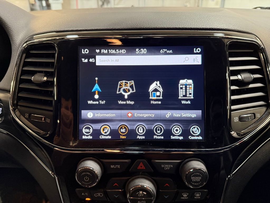 Used 2021 Jeep Grand Cherokee Limited AWD/4WD image 11