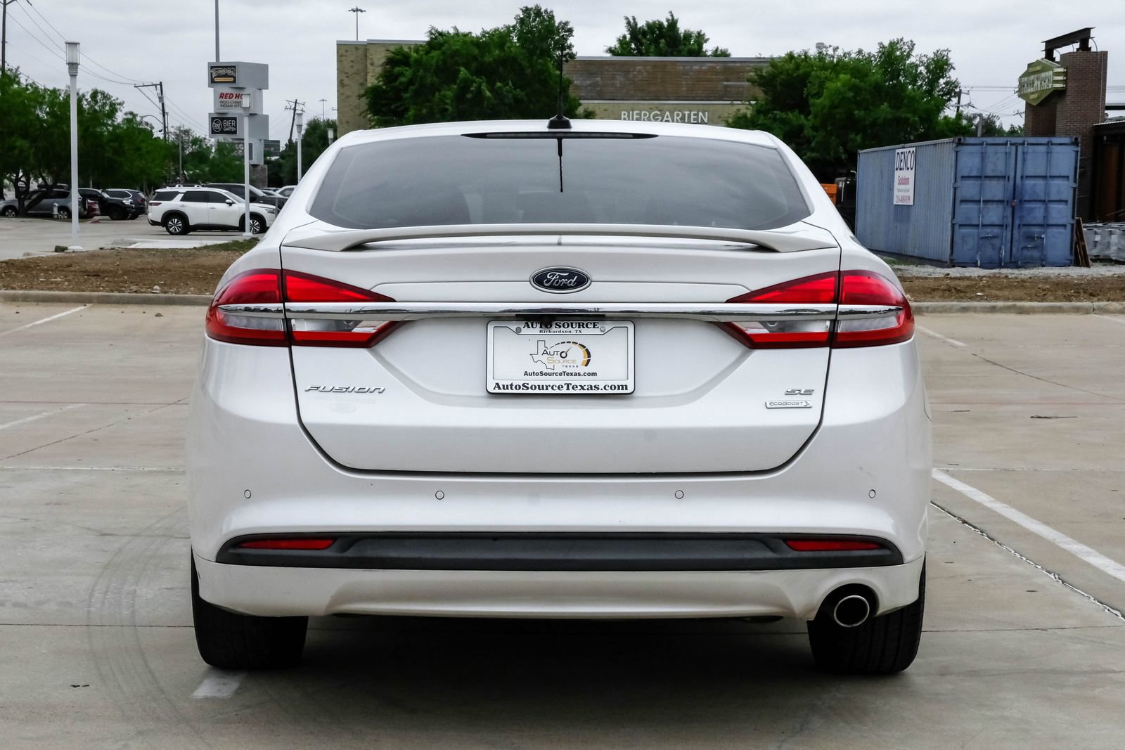Used 2017 Ford Fusion SE w/ Equipment Group 201A FWD image 14