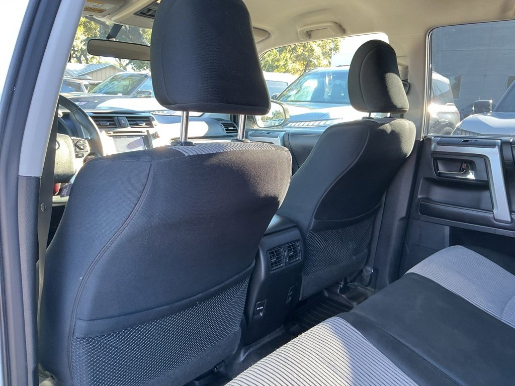 Used 2016 Toyota 4Runner SR5 image 27