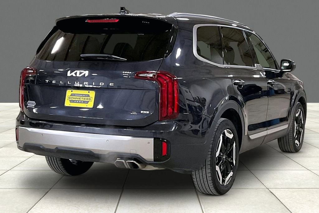 Used 2025 Kia Telluride S image 12