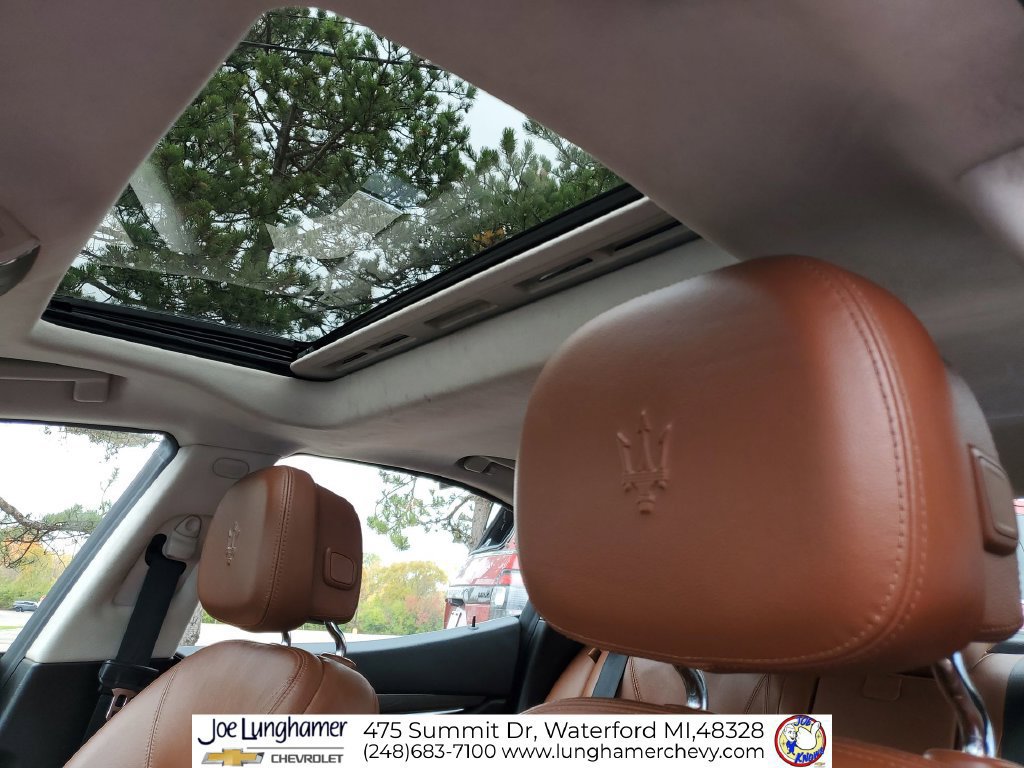 Used 2015 Maserati Ghibli RWD image 19