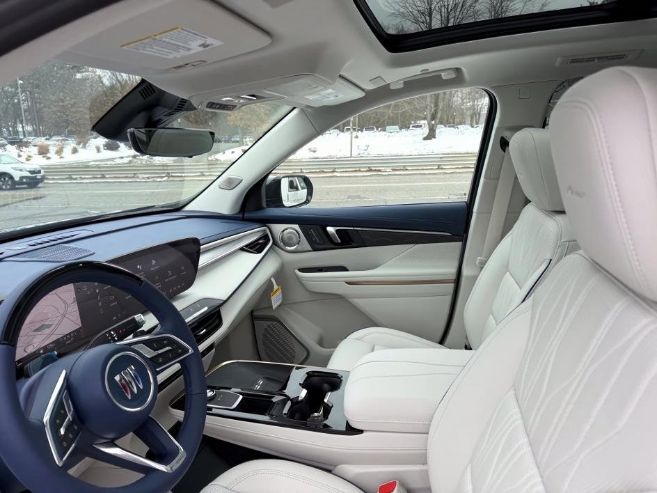 New 2026 Buick Enclave Avenir w/ Super Cruise Package image 14