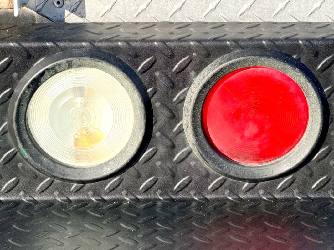 Used 2008 Ford F350 XL image 10