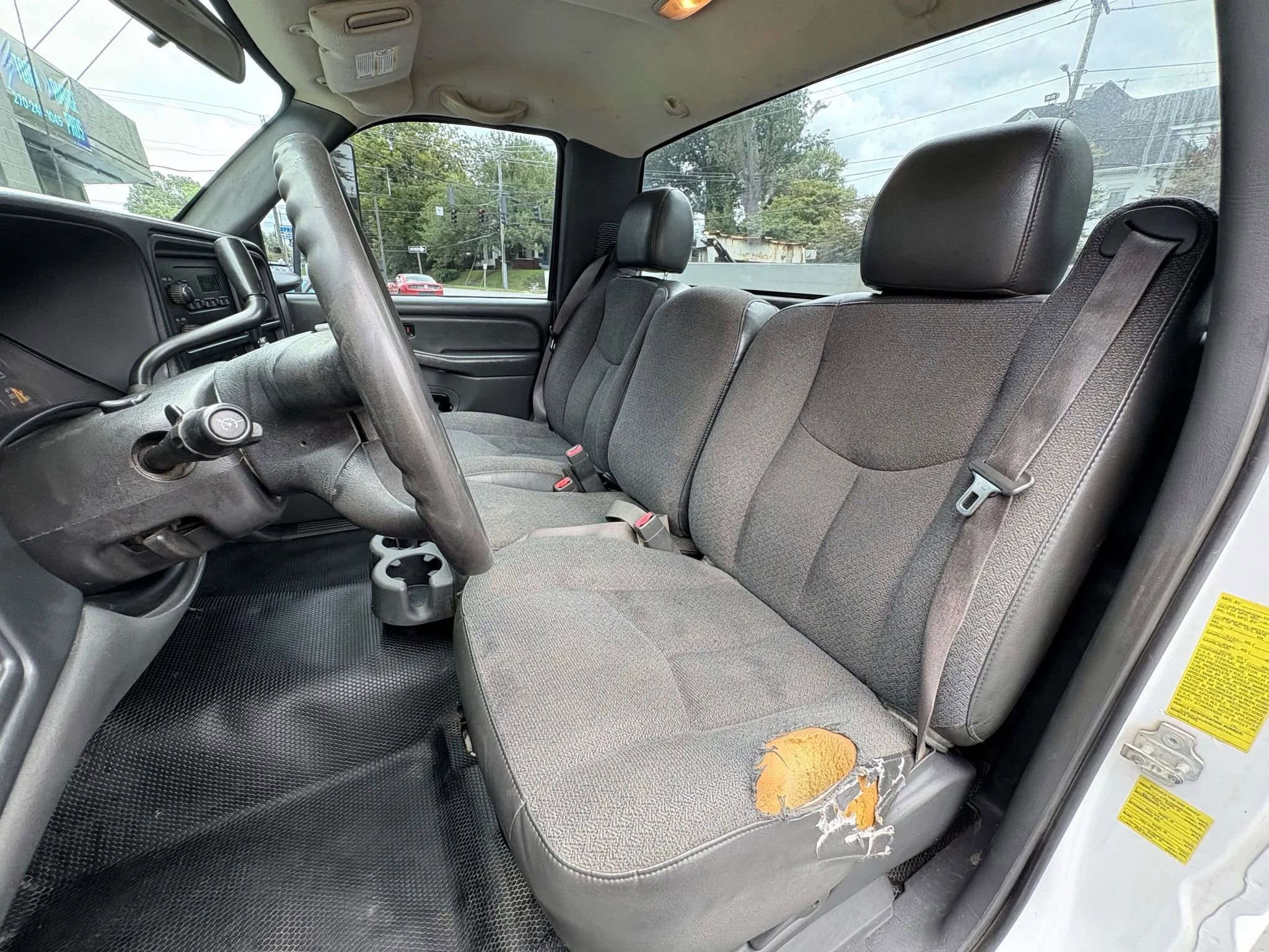 Used 2005 Chevrolet Silverado 3500 2WD Regular Cab image 12