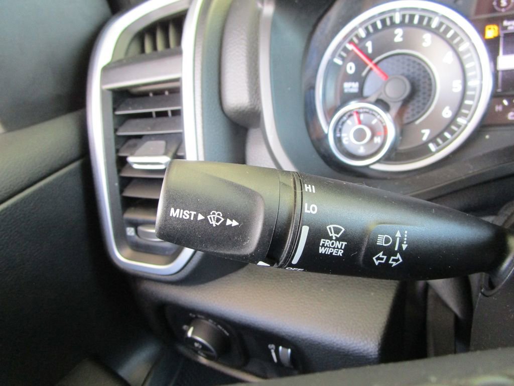 Used 2021 RAM 1500 Big Horn AWD/4WD image 36