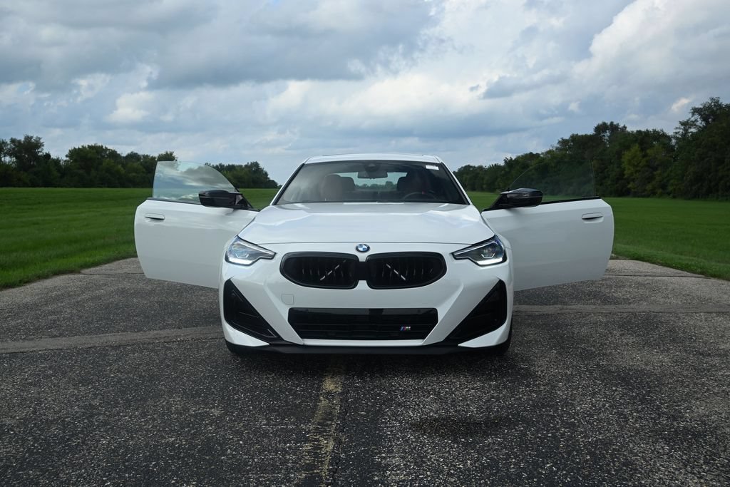 Used 2026 BMW M240i xDrive Coupe AWD/4WD image 10