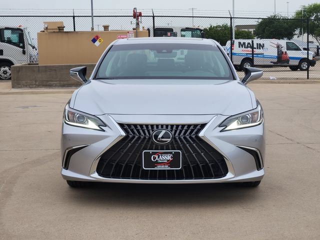 Used 2025 Lexus ES 350 w/ Premium Package FWD image 11