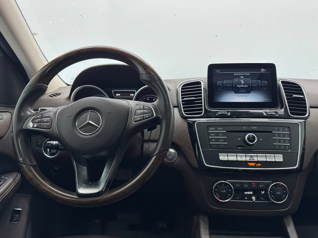 Used 2016 Mercedes-Benz GLE 350 image 3