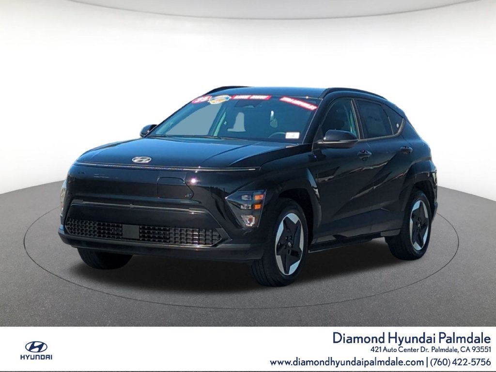 Used 2025 Hyundai Kona SEL FWD image 3