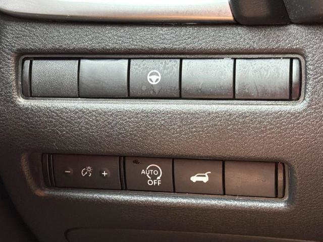 Certified 2024 Nissan Rogue SV w/ SV Premium Package FWD image 14