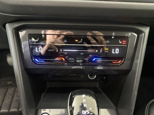Used 2022 Volkswagen Tiguan SE image 23
