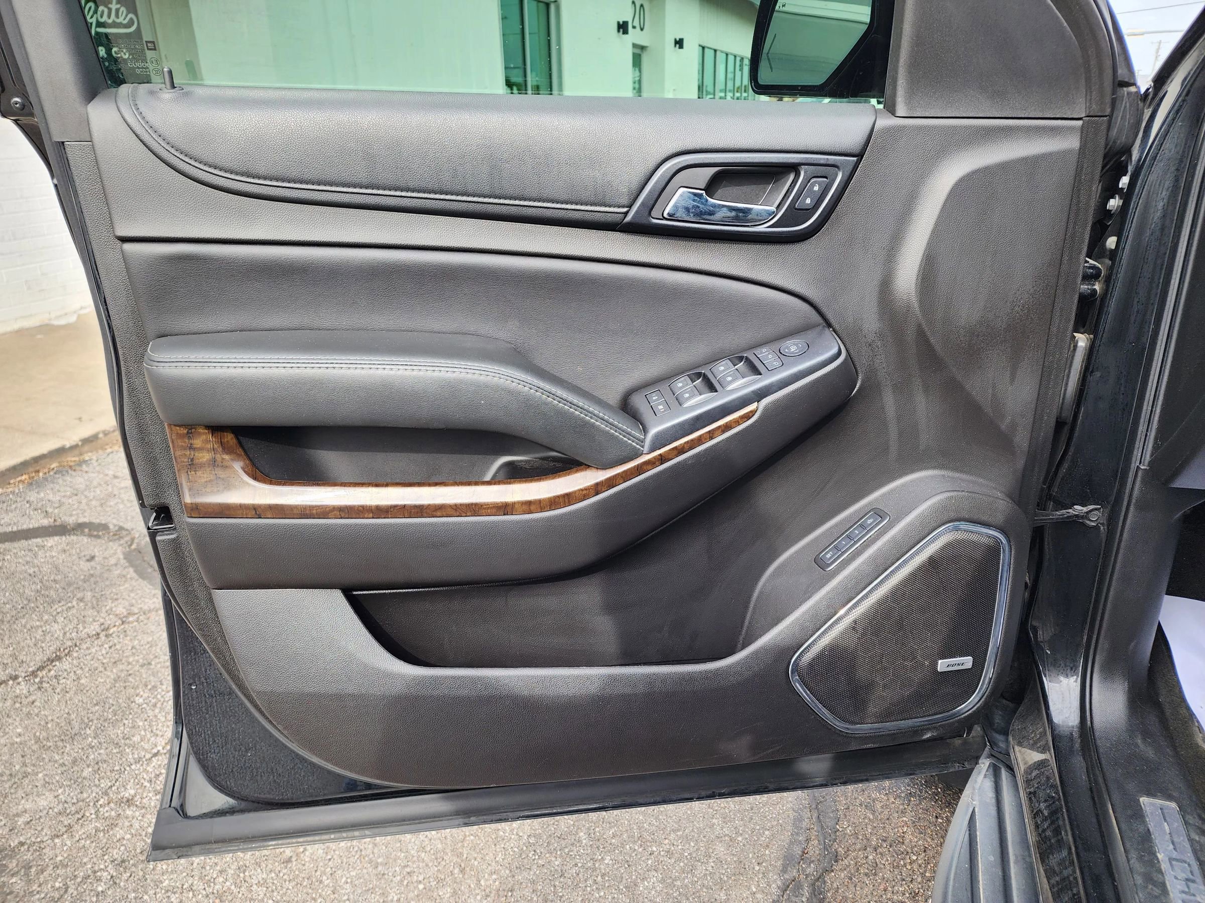 Used 2017 Chevrolet Suburban LT AWD/4WD image 14