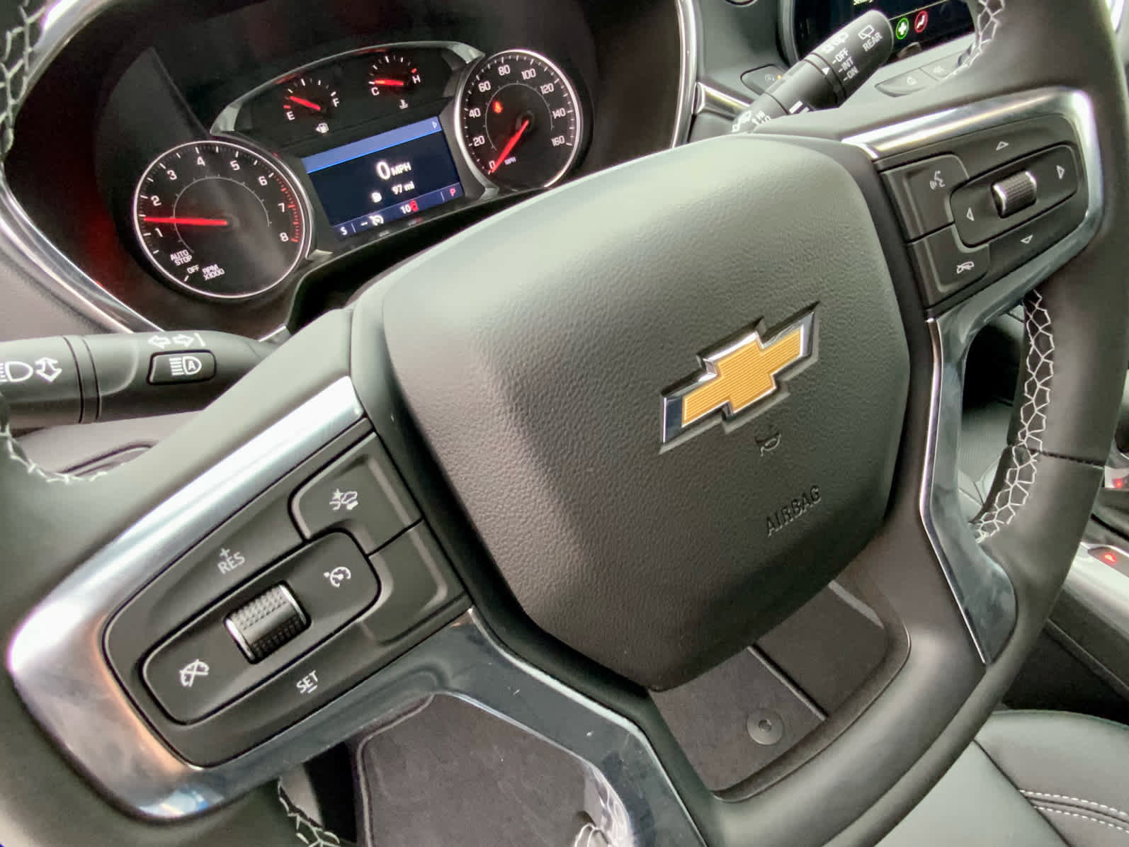 New 2025 Chevrolet Blazer LT w/ Midnight/Sport Edition image 39