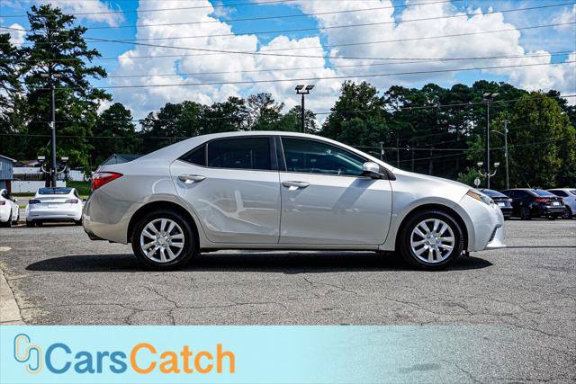 Used 2015 Toyota Corolla LE FWD image 10
