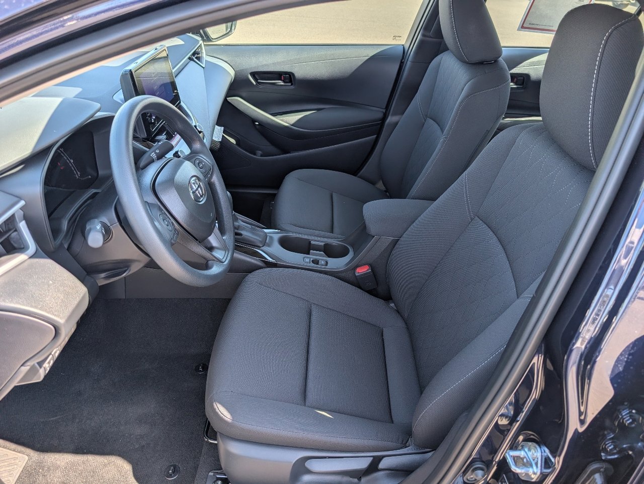 Used 2026 Toyota Corolla LE FWD image 2