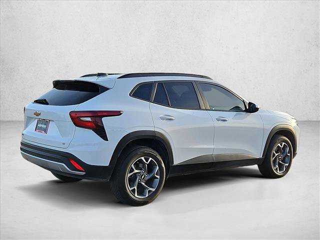 Used 2024 Chevrolet Trax LT image 5