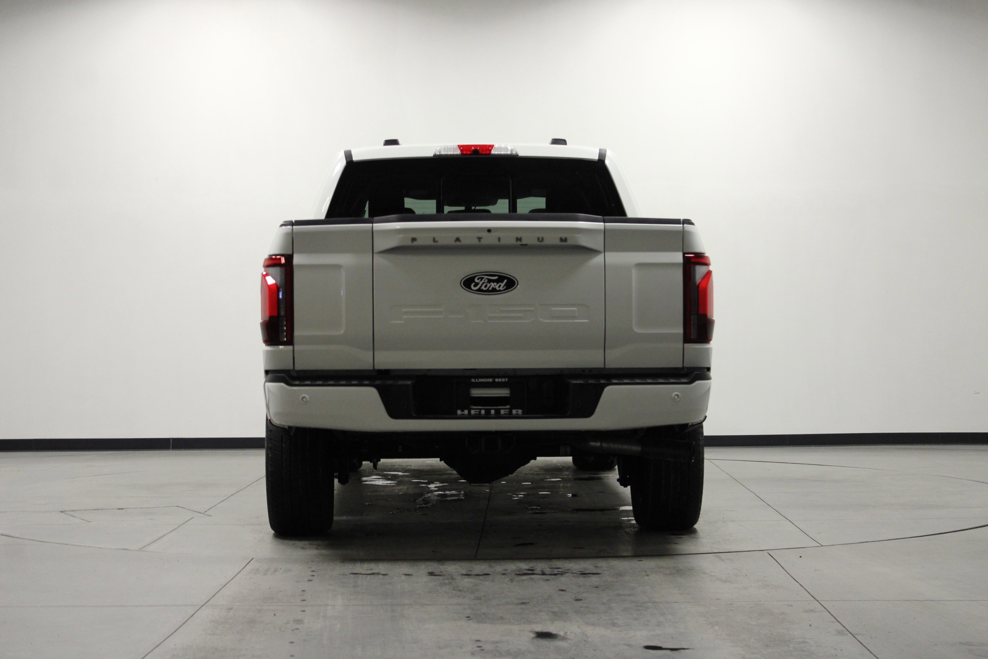 Used 2024 Ford F150 Platinum w/ FX4 Off-Road Package image 5