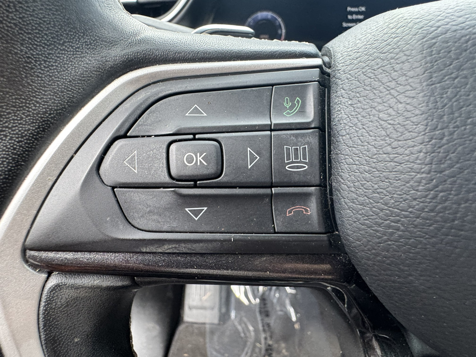Used 2022 Jeep Grand Cherokee L Laredo AWD/4WD image 30