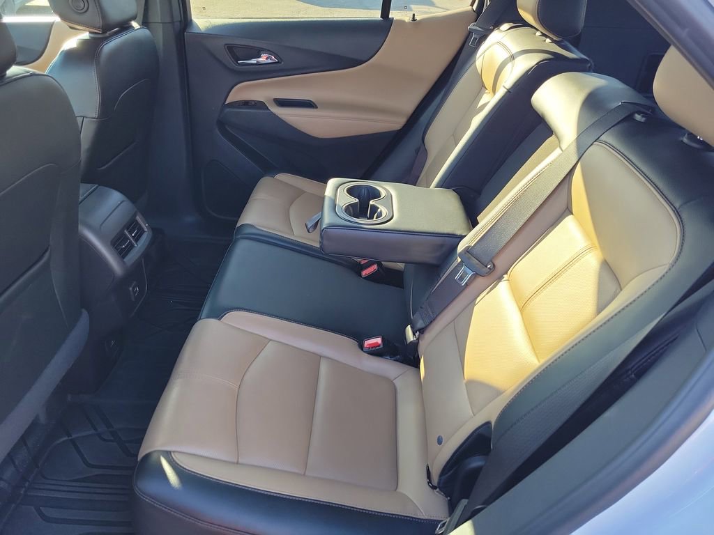 Used 2022 Chevrolet Equinox Premier w/ LPO, Floor Liner Package image 11