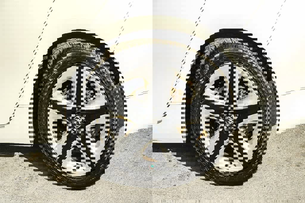 Used 2016 Toyota Prius Four Touring image 11