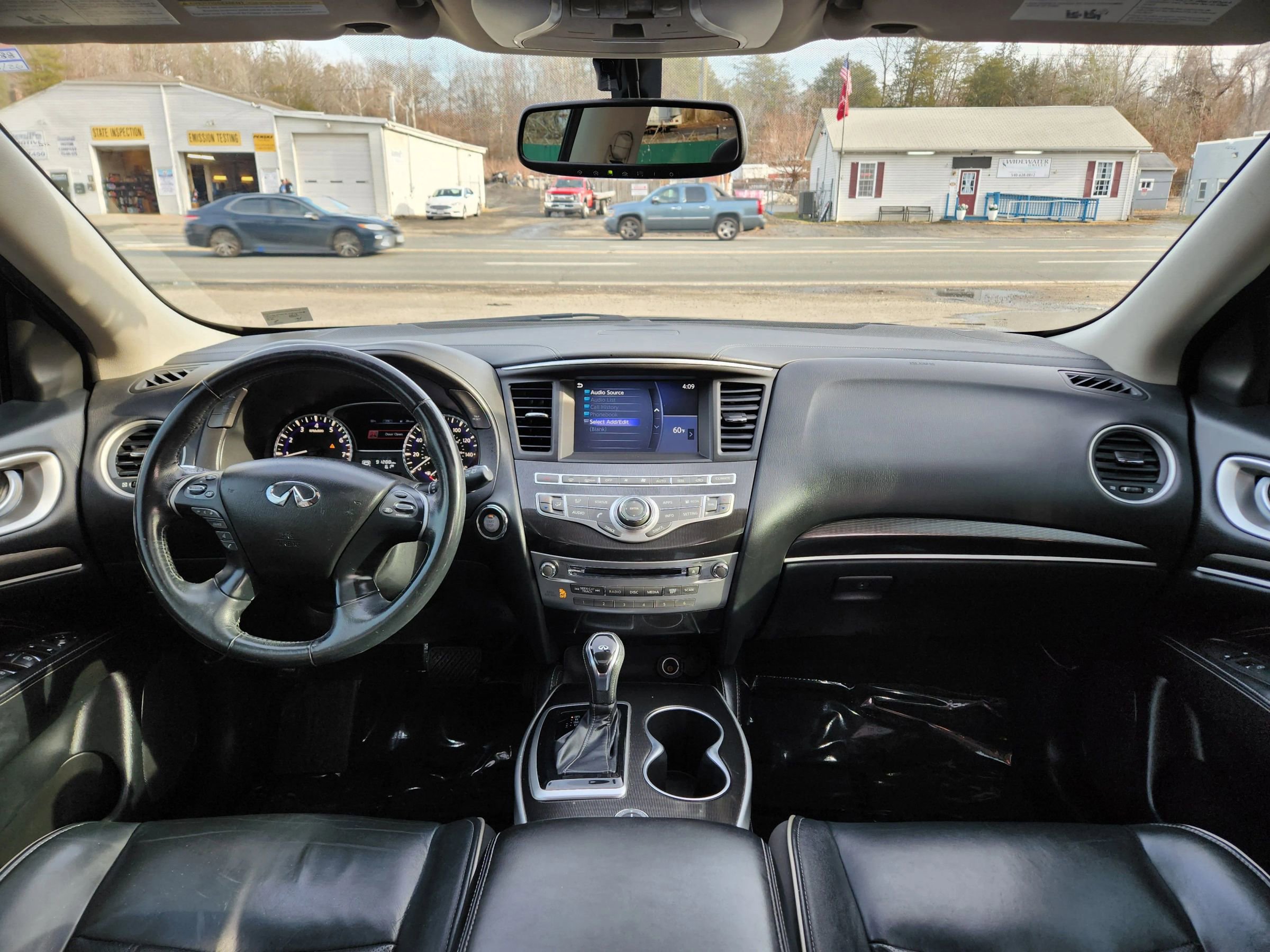 Used 2018 INFINITI QX60 Luxe image 35