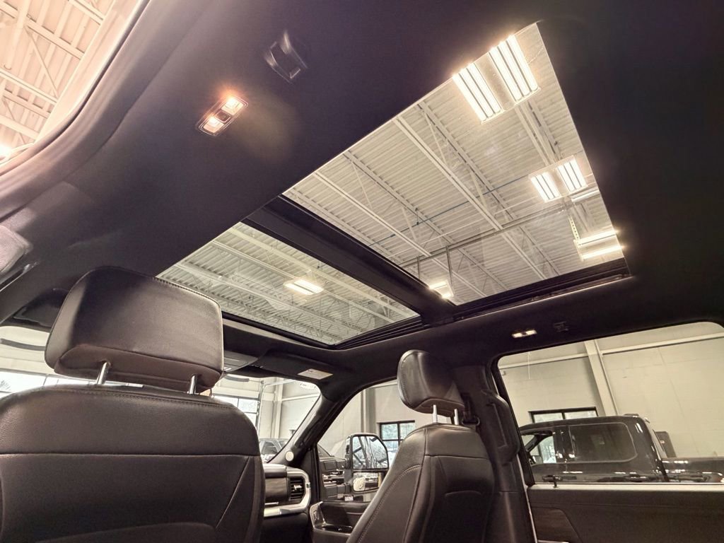 Used 2025 Ford F150 Lariat w/ Tow/Haul Package image 24