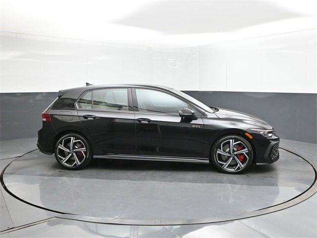 New 2025 Volkswagen GTI SE image 25