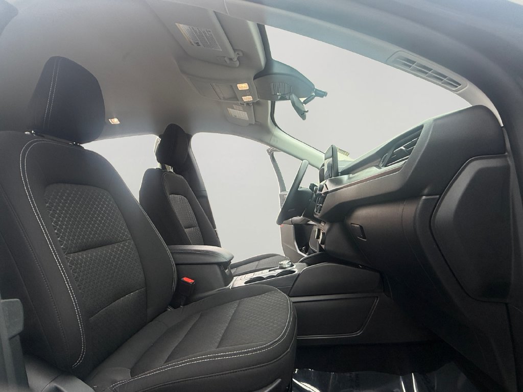 Used 2025 Ford Escape Active AWD/4WD image 22
