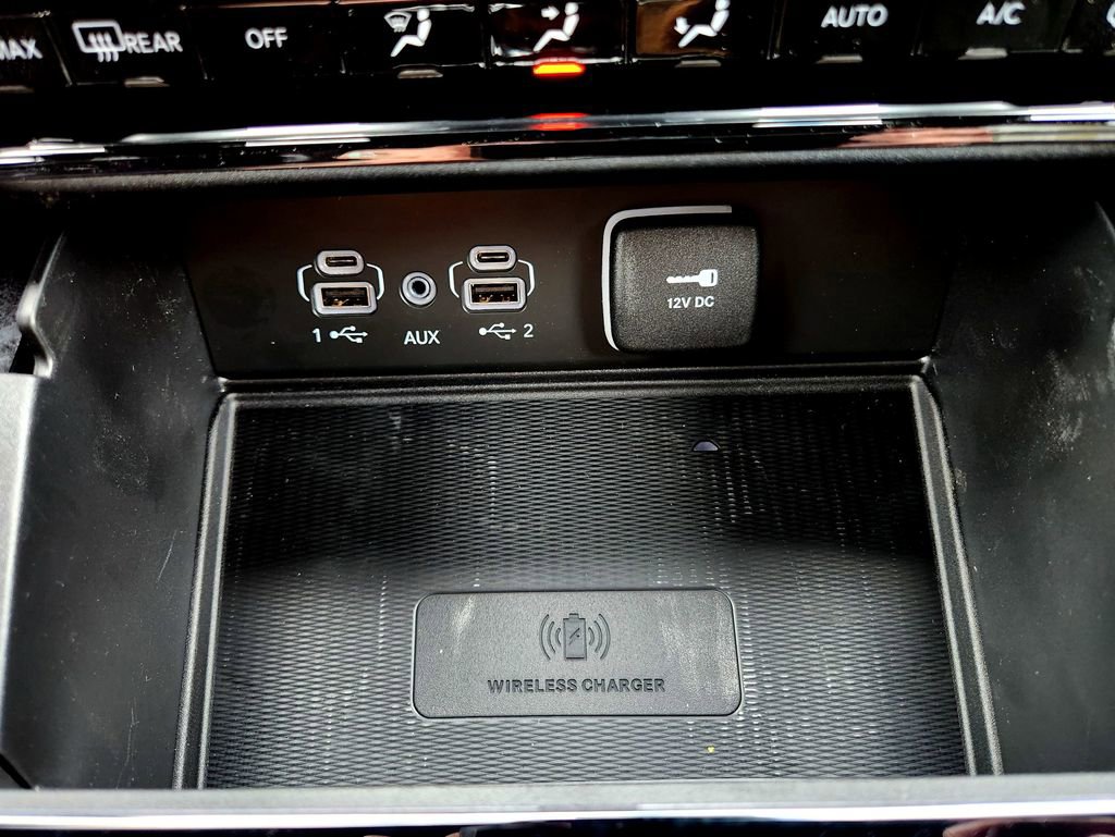 New 2025 Jeep Grand Cherokee L Laredo image 22