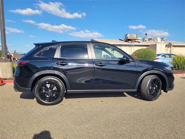 New 2026 Honda HR-V Sport image 4