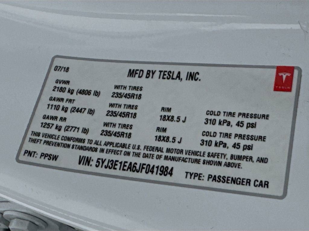 Used 2018 Tesla Model 3 Long Range RWD image 49