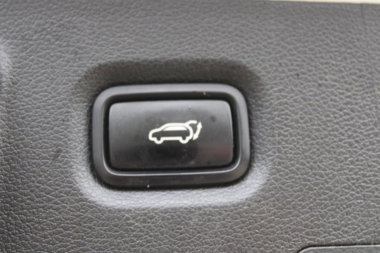 Used 2023 Hyundai Santa Fe SEL image 31