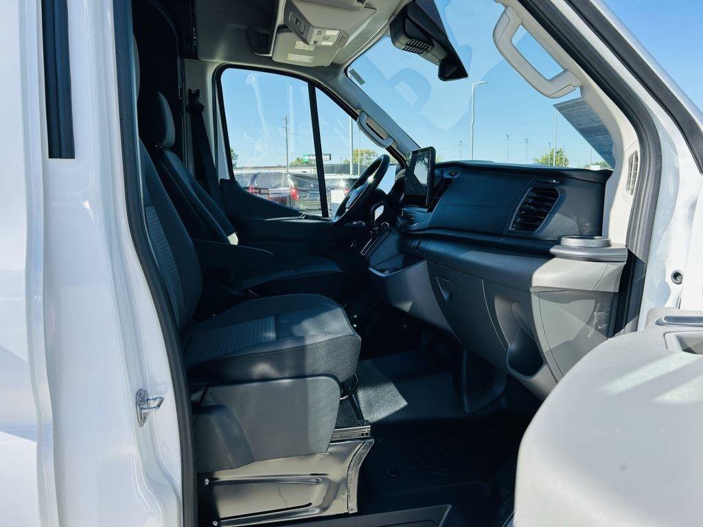 New 2026 Ford Transit 250 148 Medium Roof w/ Load Area Protection Package image 25