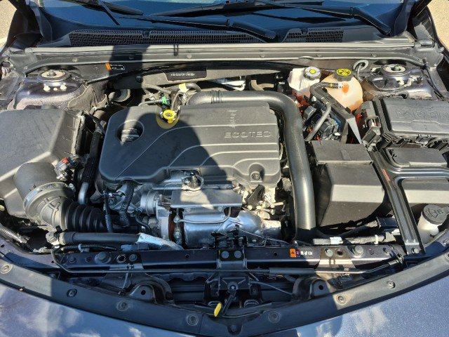 Used 2023 Chevrolet Malibu LT image 14